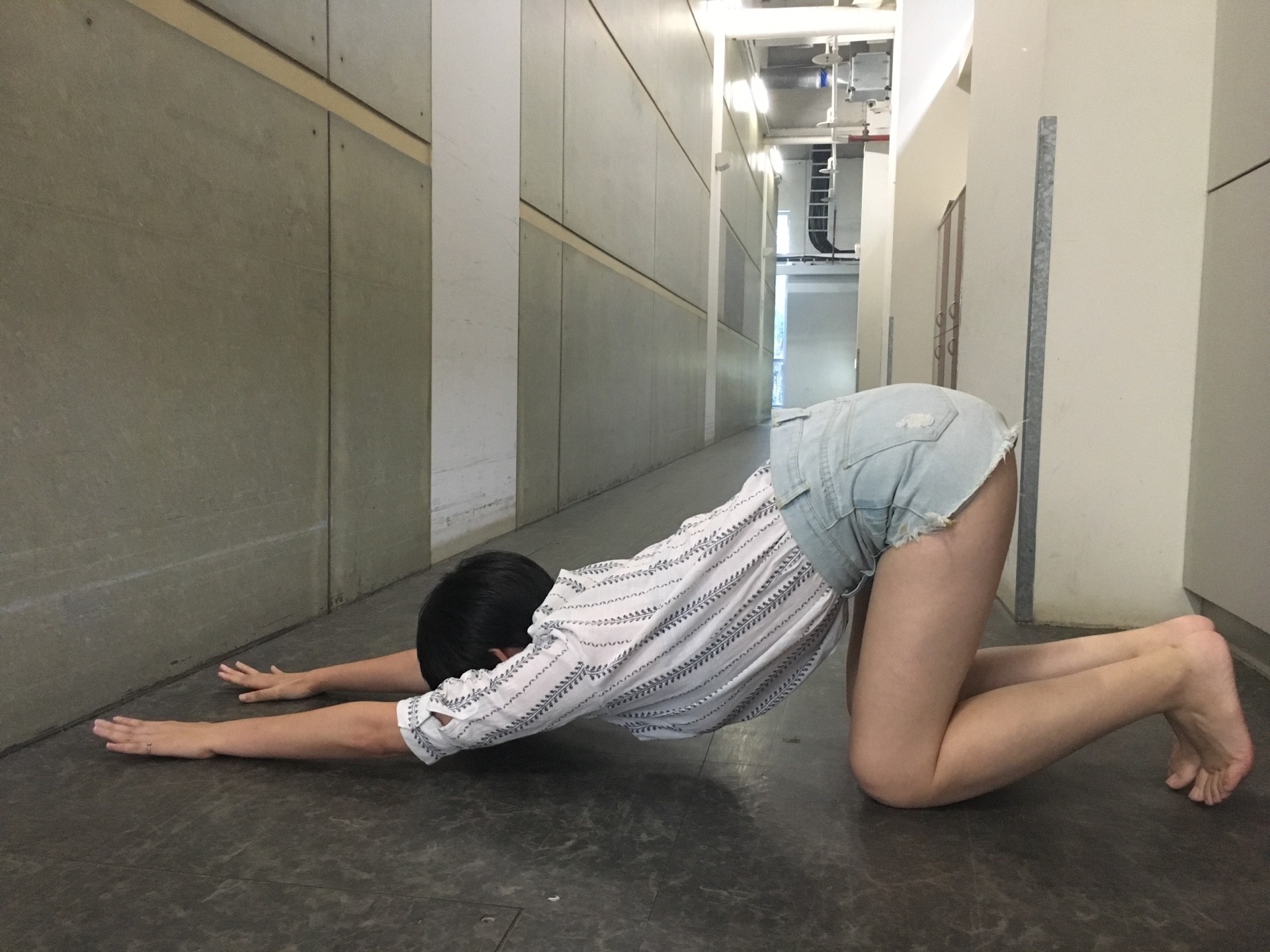 ▲瑜珈,貓式,運動。(圖/記者周姈姈攝)