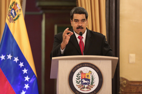 ▲▼  委內瑞拉總統馬杜洛（Nicolas Maduro）4日遭遇裝載炸彈的無人機攻擊，他隨後點名哥倫比亞總統桑托斯（Juan Manuel Santos）是這起攻擊事件的幕後主使者。（圖／路透）