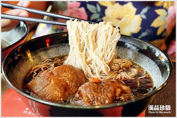 ▲台電大樓美食漢品珍膳養生藥膳。（圖／大口老師的走跳食堂提供）