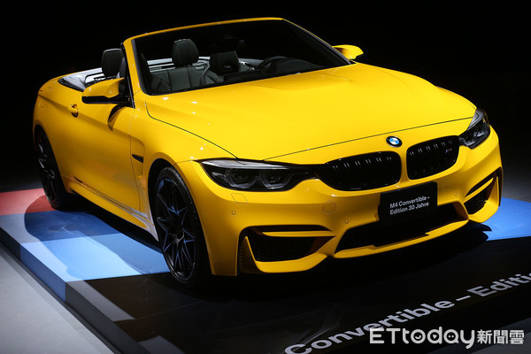 ▲599萬全台唯一！BMW「M4敞篷30週年紀念版」要搶要快。（圖／記者張慶輝攝）