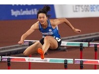 ▲▼ 雅加達亞運,亞運田徑女子100公尺跨欄預賽，中華隊謝喜恩。（圖／記者季相儒攝）