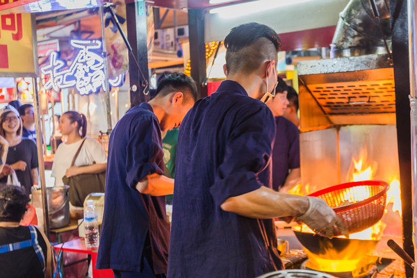 ▲曾氏福建炒麵。（圖／吃心絕對 美食旅遊親子粉絲團提供）