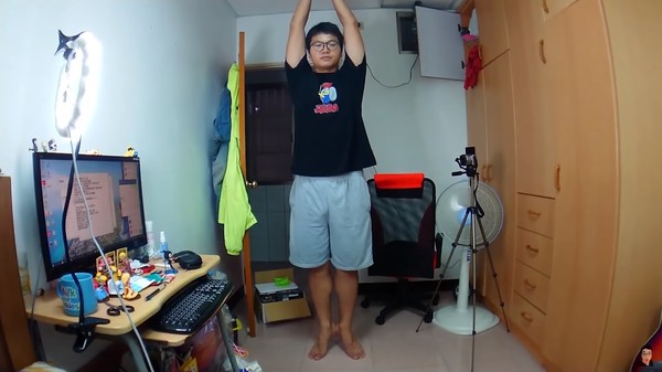 ▲做1周腰圍竟能少4公分? 日本瘋傳「瘦腰法」...只需2分鐘。(圖/Lee TV提供)