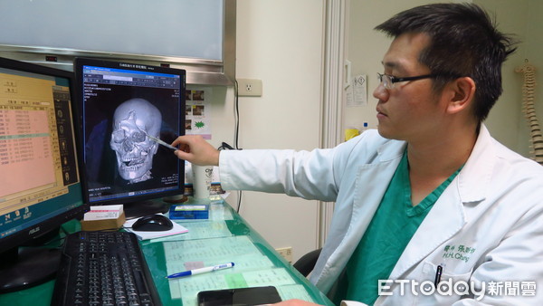 ▲▼七旬翁顱內出血。(圖/彰化醫院提供)