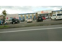 ▲北海道地震千歲機場、超市情況。（圖／賴先生提供）