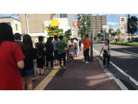 ▲超商食物被民眾買光，超市緊急開店，水、食物全部一百日圓供民眾購買。（圖／台灣女孩的北海道生活
授權使用）