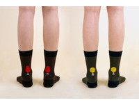▲。（圖／翻攝自stickymonsterlab、Socks Appeal粉專）