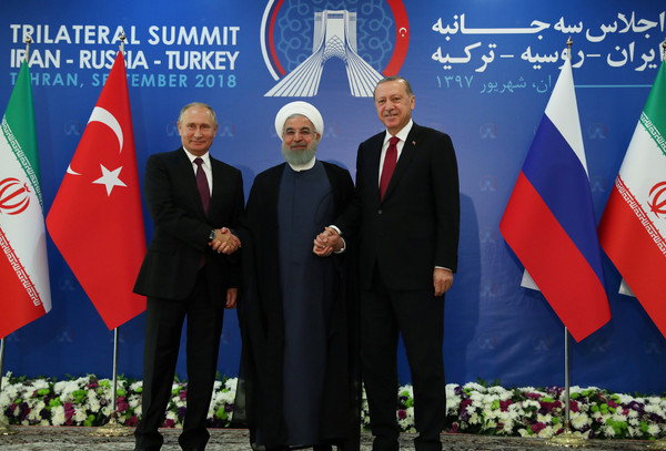 ▲▼俄國總統普丁、伊朗總統哈桑·羅哈尼和土耳其總統艾爾多安舉行德黑蘭會議。（圖／路透社）