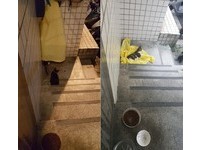 胡庭懿表示，「晚上2個在研究怎麼拿下雨衣，早上就變成你們的玩具了。」