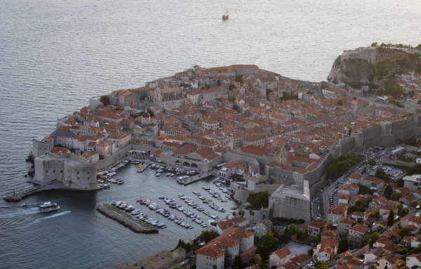 ▲▼ 克羅埃西亞南部古鎮杜布洛夫尼克（Dubrovnik）是《權力遊戲》中君臨城的拍攝地。（圖／達志影像／美聯社）