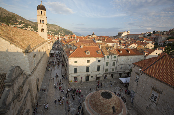 ▲▼ 克羅埃西亞南部古鎮杜布洛夫尼克（Dubrovnik）是《權力遊戲》中君臨城的拍攝地，許多粉絲競相前來朝聖。（圖／達志影像／美聯社）。