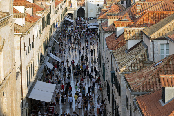 ▲▼ 克羅埃西亞南部古鎮杜布洛夫尼克（Dubrovnik）是《權力遊戲》中君臨城的拍攝地，許多粉絲競相前來朝聖。（圖／達志影像／美聯社）。