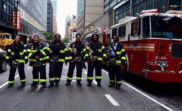 ▲紐約市消防局第一支全女子消防隊，宣布成立。(圖／紐約市消防局提供)
