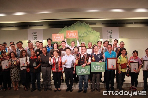 ▲何國正累計戒酒天數達到164天,在戒酒馬拉松活動拔得頭籌,成為今年的「戒酒達人」獨獲5萬元獎金。(圖/台東縣政府提供,下同)