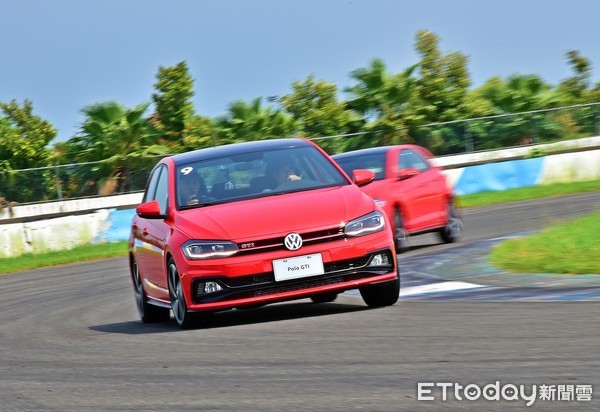 抓住賽道／夏天的尾巴　福斯Polo GTI大鵬灣「跑爽」實測（圖／記者游鎧丞攝）