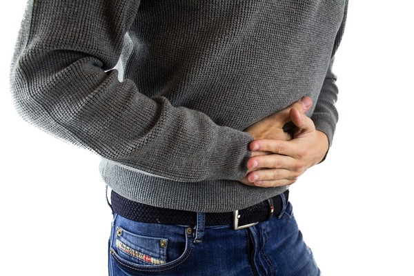 ▲莫名腹痛可能是疾病引起。（圖／取自免費圖庫Pixabay）