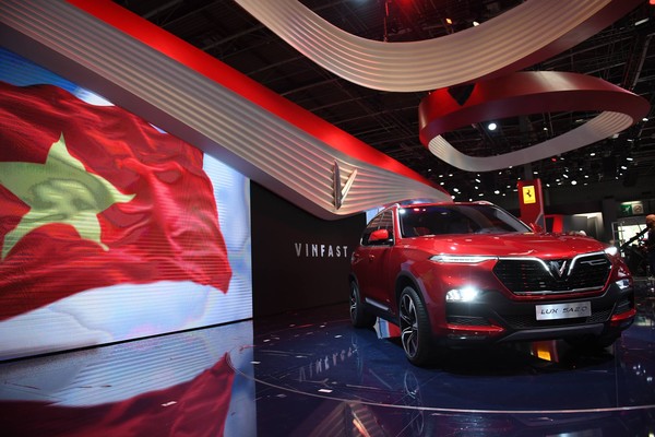 ▲越南第一款國產汽車巴黎車展亮相。（圖／翻攝VinFast）
