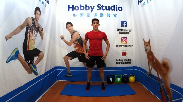 ▲5動作剷肥肉。(圖/胡孝新教練提供)