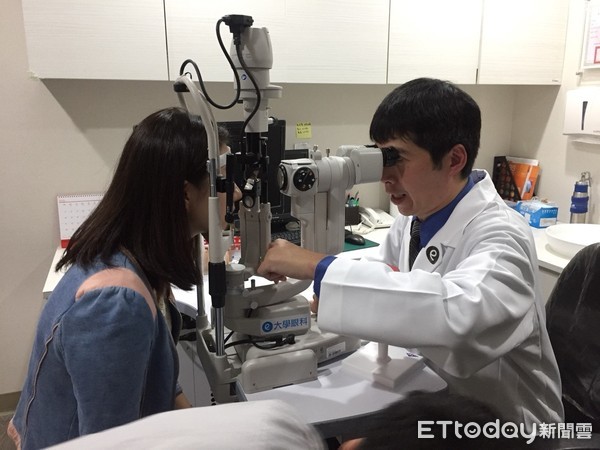 ▲眼睛檢查。(圖/大學眼科提供)