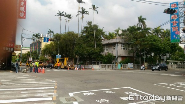 ▲苗栗市玉清宮及建功國小附近道路。（圖／網友范小姐提供）