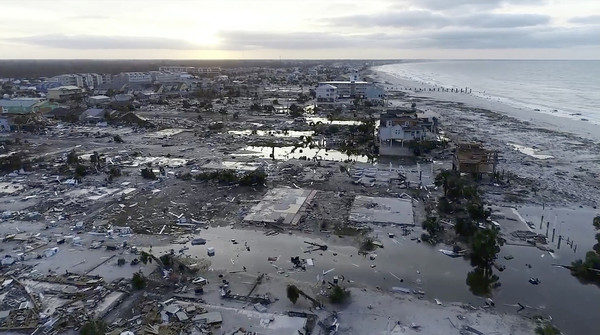 ▲▼2018年10月，麥可颶風侵襲佛羅里達州，登陸點墨西哥海灘（Mexico Beach）幾乎被移平。（圖／達志影像／美聯社）