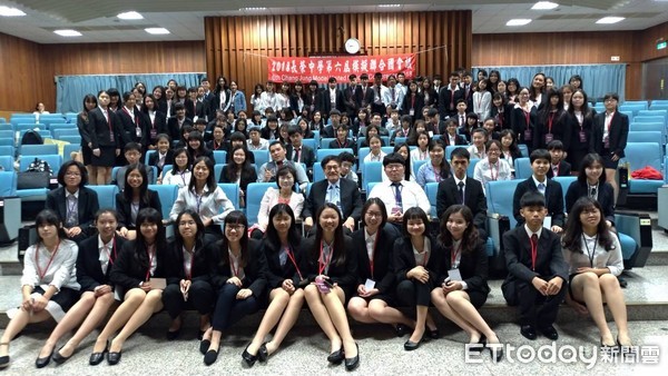 ▲台南市長榮中學舉辦第6屆2018模擬聯合國會議，會議全程以英語進行。（圖／長中提供）