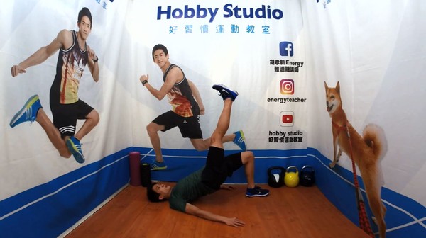 ▲瘦屁屁超有感簡單5動作。(圖/胡孝新教練提供)