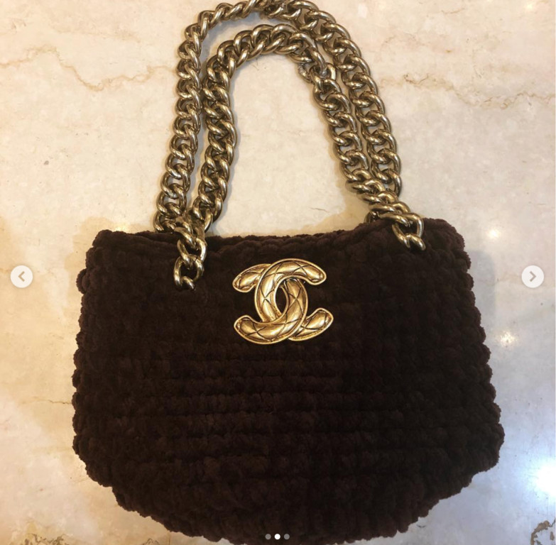 ▲▼泫雅 CHANEL。（圖／翻攝泫雅IG）