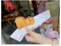 剛起鍋的倆相好，金黃酥脆的外表相當吸引人。