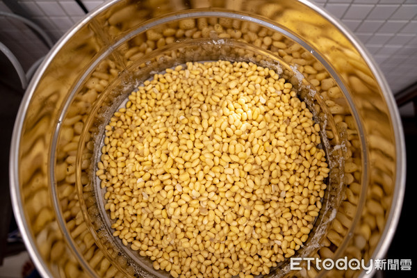 ▲每日新鮮現手工豆腐 樂埔壹豆腐吃得到古早味。(圖/樂埔壹豆府提供)