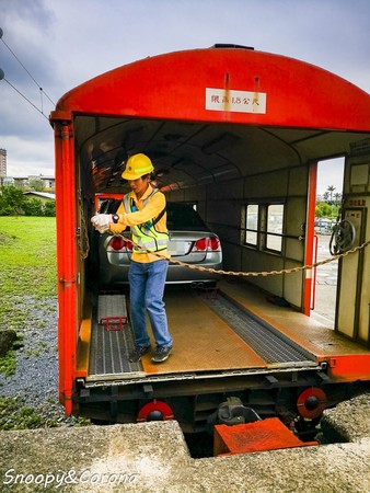 ▲▼台鐵人車同行。（圖／史努比&可樂娜的遊樂園提供）