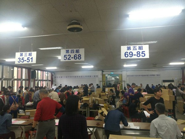 ▲新竹市選委會主委視察各區選務準備工作。(圖/新竹市選委會提供)