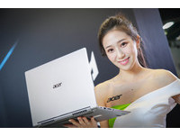 宏碁15.6吋Swift 5極輕薄觸控筆電