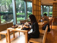 ▲▼用餐時面對日式庭園，讓餐點更美味。（圖／記者陳建竹攝）