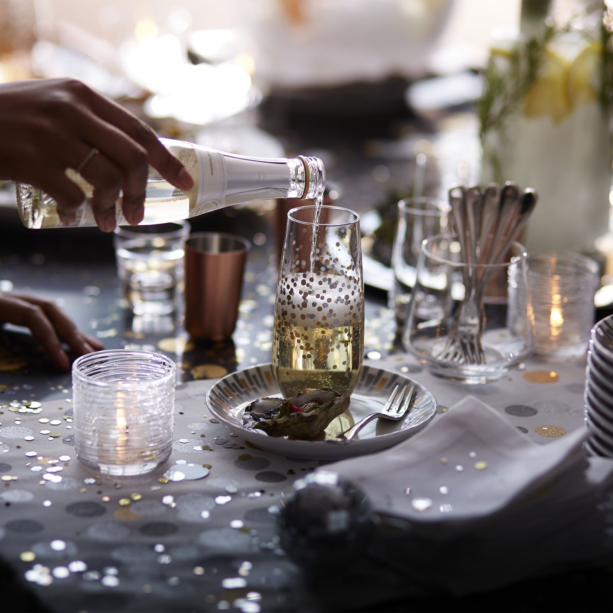 ▲Crate and Barrel Christmas Party Table。（圖／Crate and Barrel提供）
