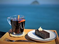 位於和平島公園制高點的「雷達站CAFÉ」，因應聖誕佳節的到來，在12月1日起推出冬季限定的「西班牙香料熱紅酒」