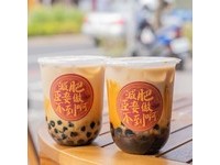 即使只是一杯飲品，也能有跳躍時空到古代喝珍奶的錯覺。店家透露，之後菜單還會推出皇上版本，也會提供龍袍與格格裝讓顧客試穿，目前平均一天會有100-150位來客數，假日的話平均排隊時間約為20-30分。