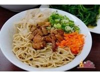 ▲▼高雄前鎮麵食堂。（圖／影子 提供）
