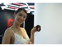 週末打卡更有贈品可以拿。凱渥女模趙孟姿體驗後，難掩興奮狂讚：「根本是一大福音！」