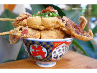 飯量超足夠的炸好多魚魚魚丼。
