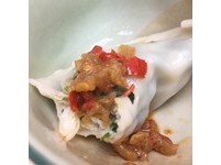 店家最出名的就是辣菜脯，配煎餃子就最對味！微辣的香味將煎餃提升到另一個層次！