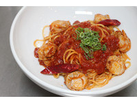 將帶來全新型態的3號店《SPIGA PASTA EXPRESS》，標榜快速供應美味料理、不收服務費(但茶水、餐具自助取用)，以及午餐時段單點義大利麵免費升級套餐，義大利麵180元起。