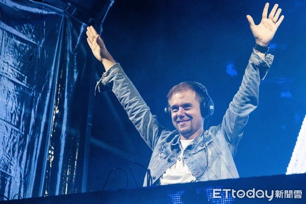 ▲▼「We Are Connected電音派對」＆DJ專訪。Armin van Buuren表演（圖／記者季相儒攝）