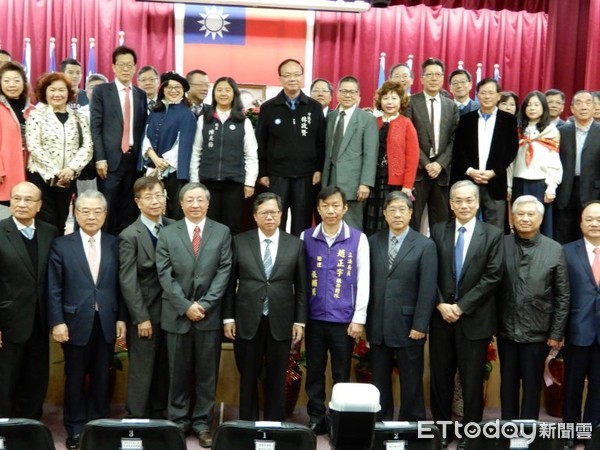 ▲桃園榮總院長交接。(圖/台北榮總桃園分院提供)