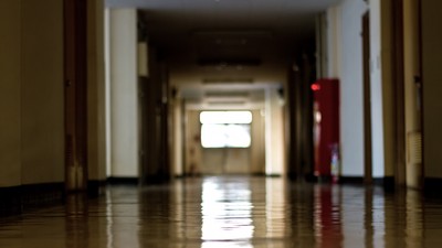 《蜘蛛人:离家日》预告所有彩蛋一次看!内藏《