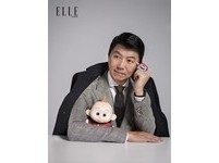 ▲國民黨台南市黨部主委、台南市議員謝龍介，接受ELLE女性雜誌的訪問，還接受雜誌造型設計，登上雜誌封面，「龍介仙」從中年大叔秒變型男。 （圖／ELLE同意提供謝龍介使用）

