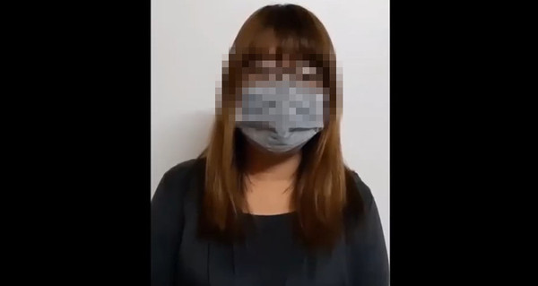 ▲台南虐童案被害人薛姓女童姨婆，拍攝了一段影片並上傳到臉書社群，出面澄清家裡不需募款，請社會大眾勿上當受騙。（圖／翻攝自臉書黑色豪門企業）