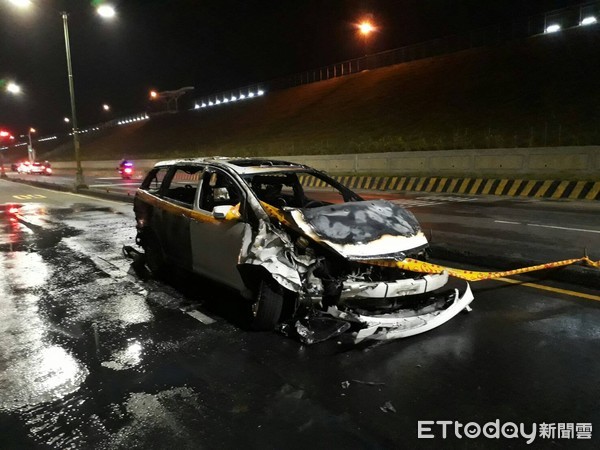 ▲▼捷運保全騎車下班，迴轉遭撞上噴飛10米遠慘死。（圖／記者陳豐德翻攝）