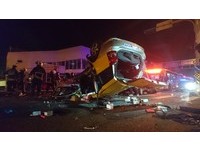 ▲台中大里發生3死3傷嚴重車禍。（圖／記者陳玉翻攝）