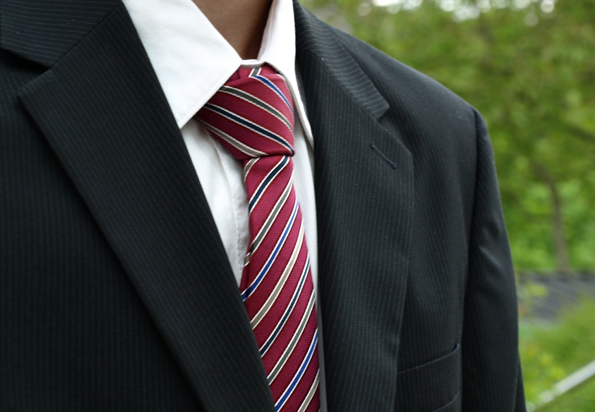 ▲▼ 西裝,領帶,科技。（圖／Pixabay）